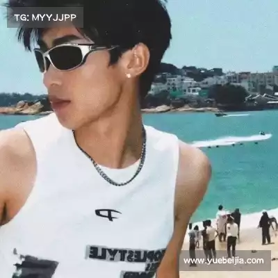 贺栩献